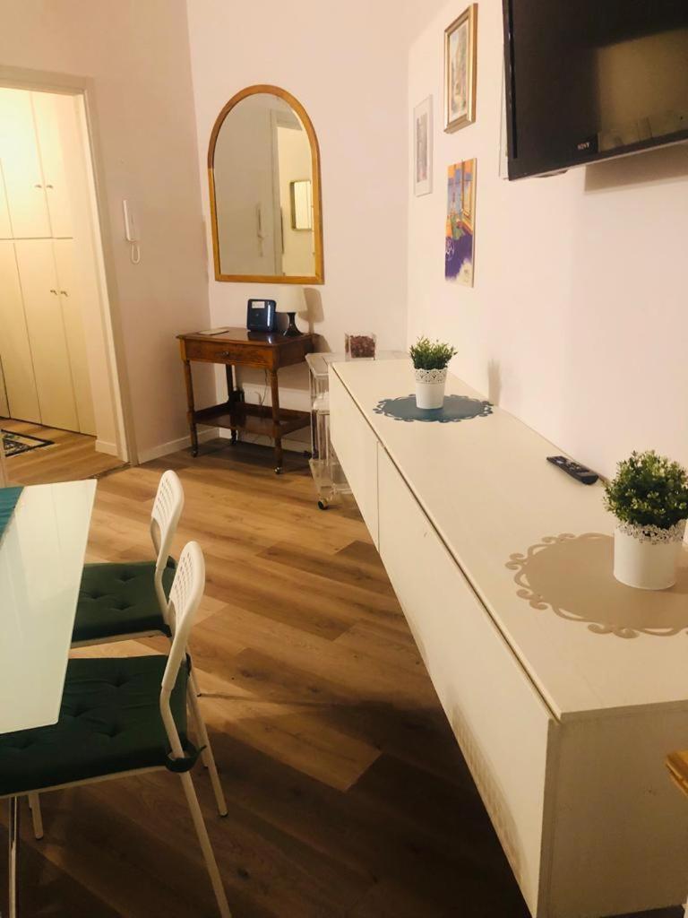 Charme Holidays Trastevere روما المظهر الخارجي الصورة
