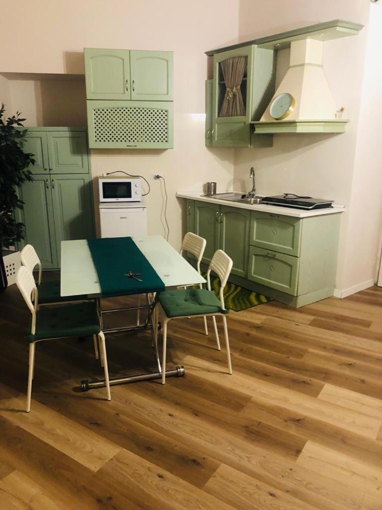 Charme Holidays Trastevere روما المظهر الخارجي الصورة